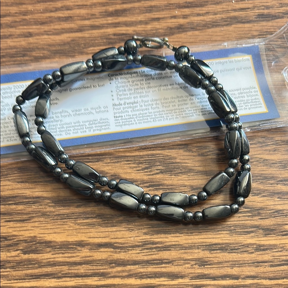 Magnetic Serenity 2000 Black Large Twist Bead Necklace 20"